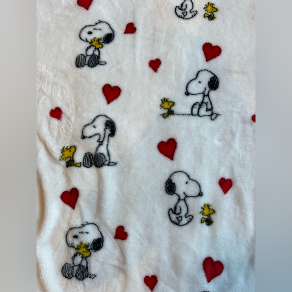 Snoopy and Woodstock Blanket with Red Hearts